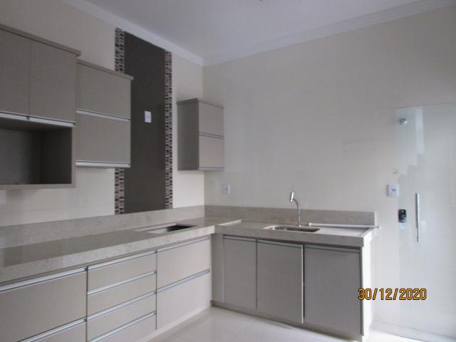 Foto 6 de Casa no Residencial Interlagos com 3 quartos