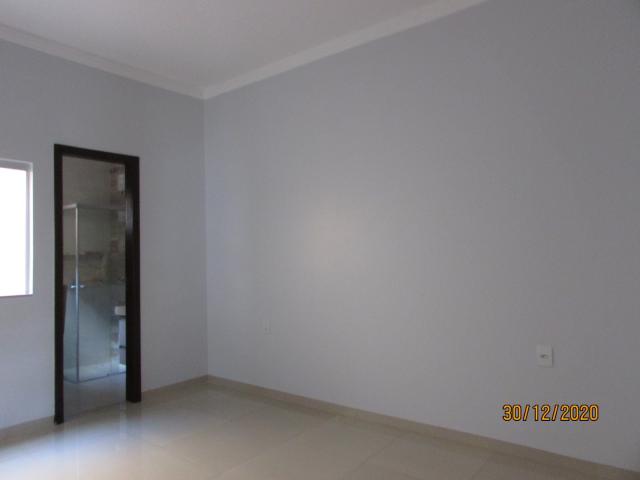 Foto 11 de Casa no Residencial Interlagos com 3 quartos