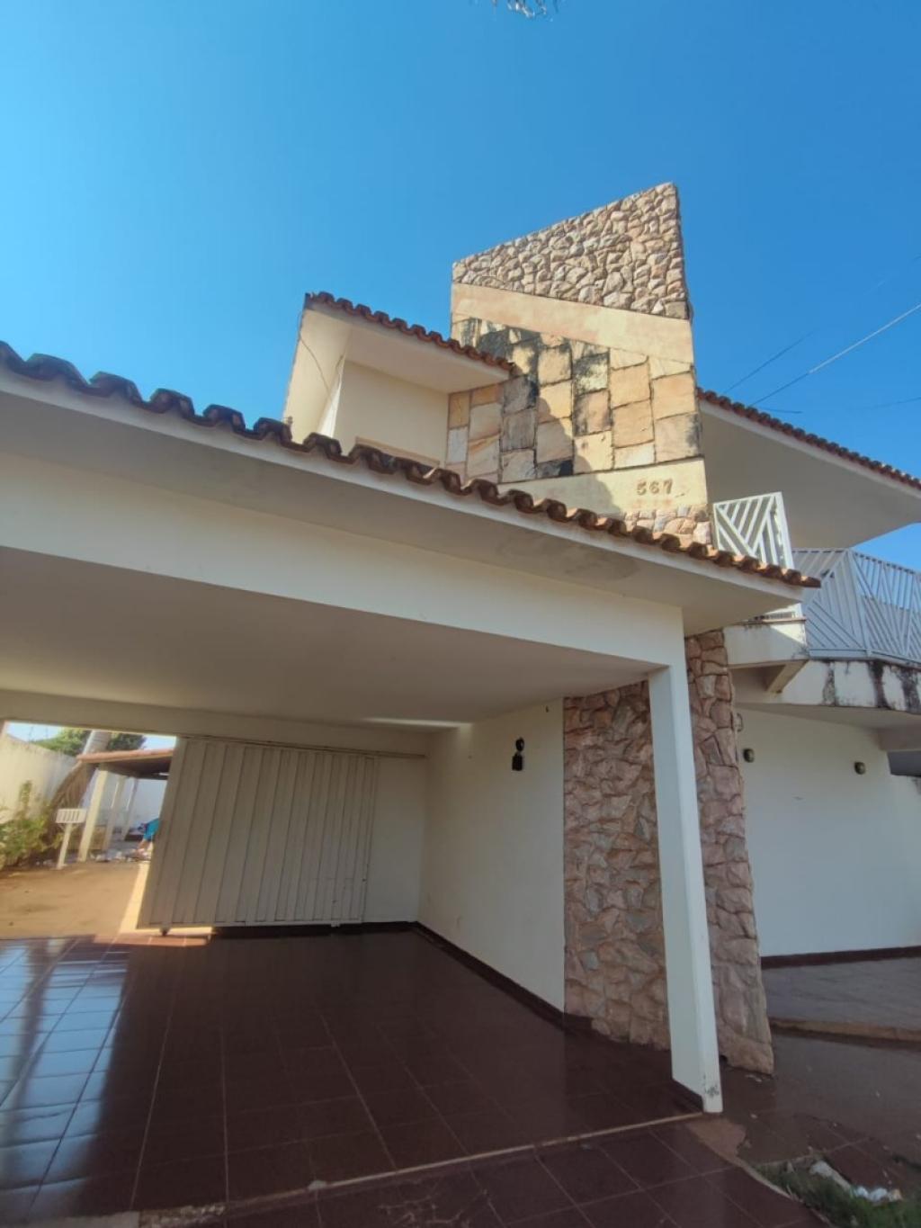 Foto 2 de Casa no Vila Baylão com 3 quartos