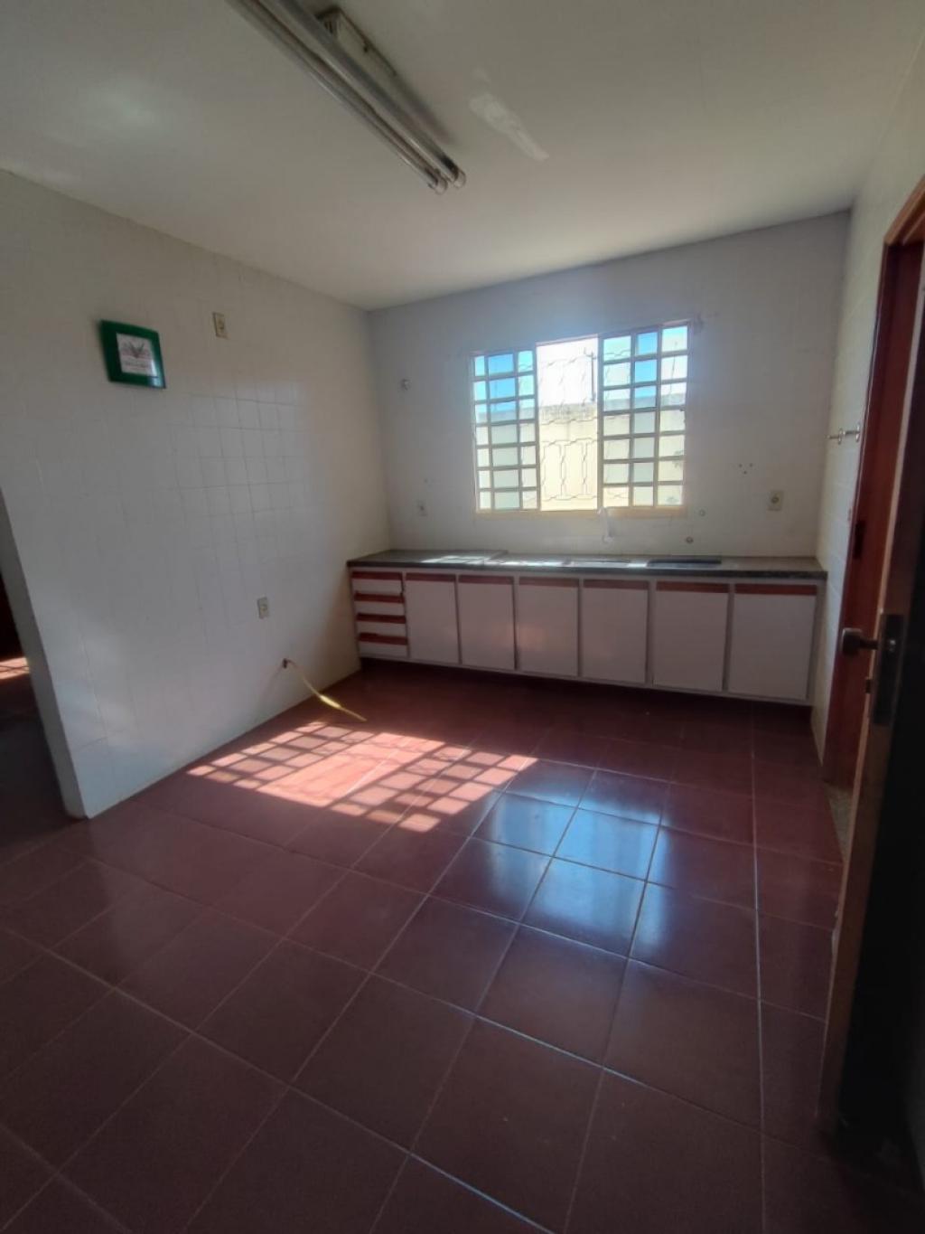 Foto 4 de Casa no Vila Baylão com 3 quartos