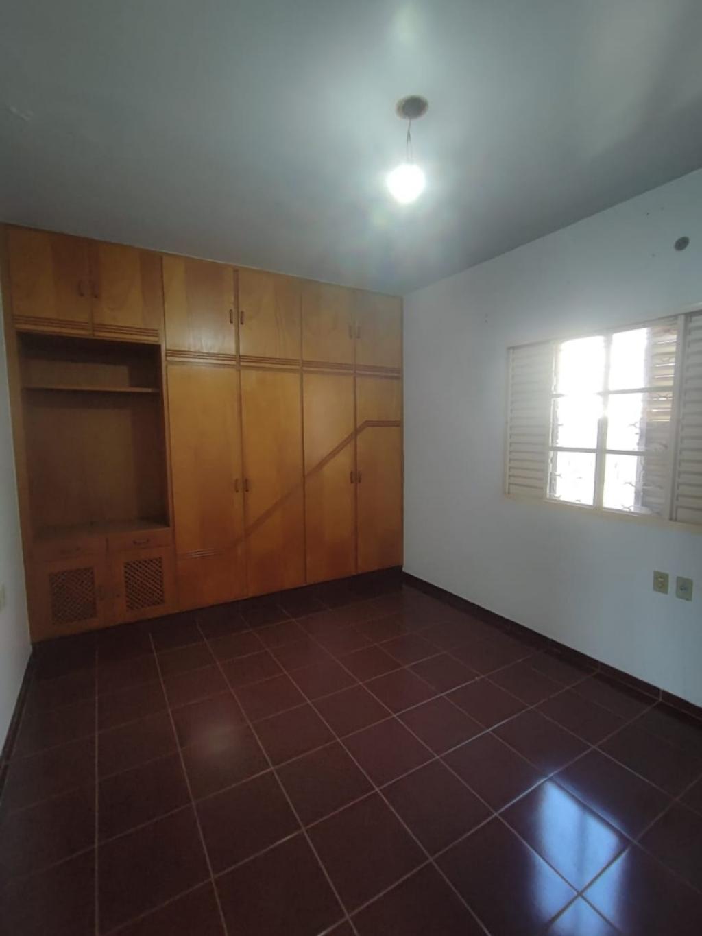 Foto 16 de Casa no Vila Baylão com 3 quartos