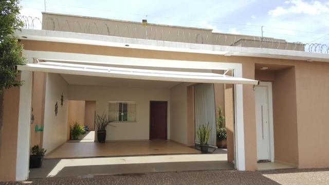 Casa no Residencial Interlagos