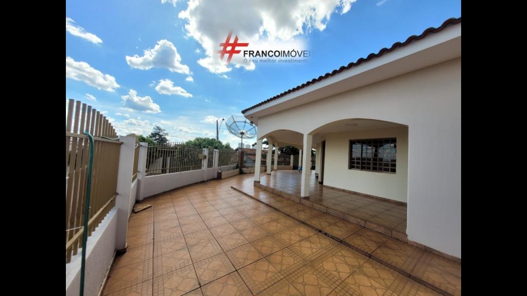 Casa no Parque das Acácias com 3 quartos