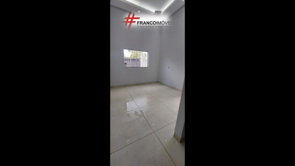 Lote no Residencial Água Santa com 3 quartos