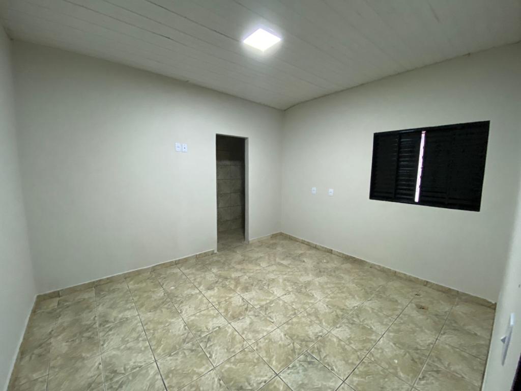 Foto 9 de Casa no Parque das Laranjeiras Prolongamento com 3 quartos