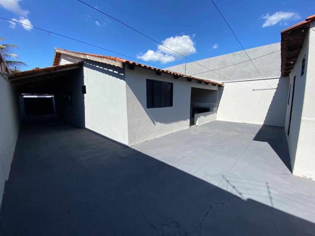 Foto 10 de Casa no Parque das Laranjeiras Prolongamento com 3 quartos
