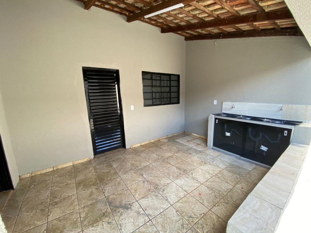 Foto 11 de Casa no Parque das Laranjeiras Prolongamento com 3 quartos