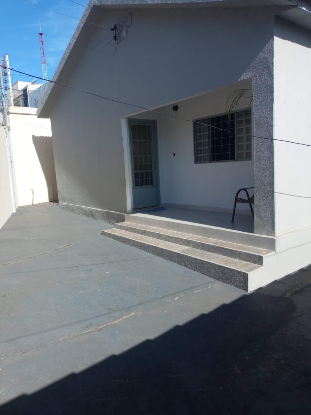 Lote no Vila Baylão com 7 quartos