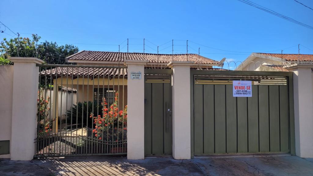 Lote no Residencial Canaã com 3 quartos