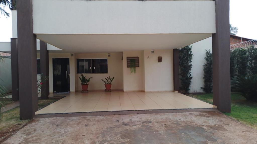 Lote no Jardim das Margaridas com 3 quartos