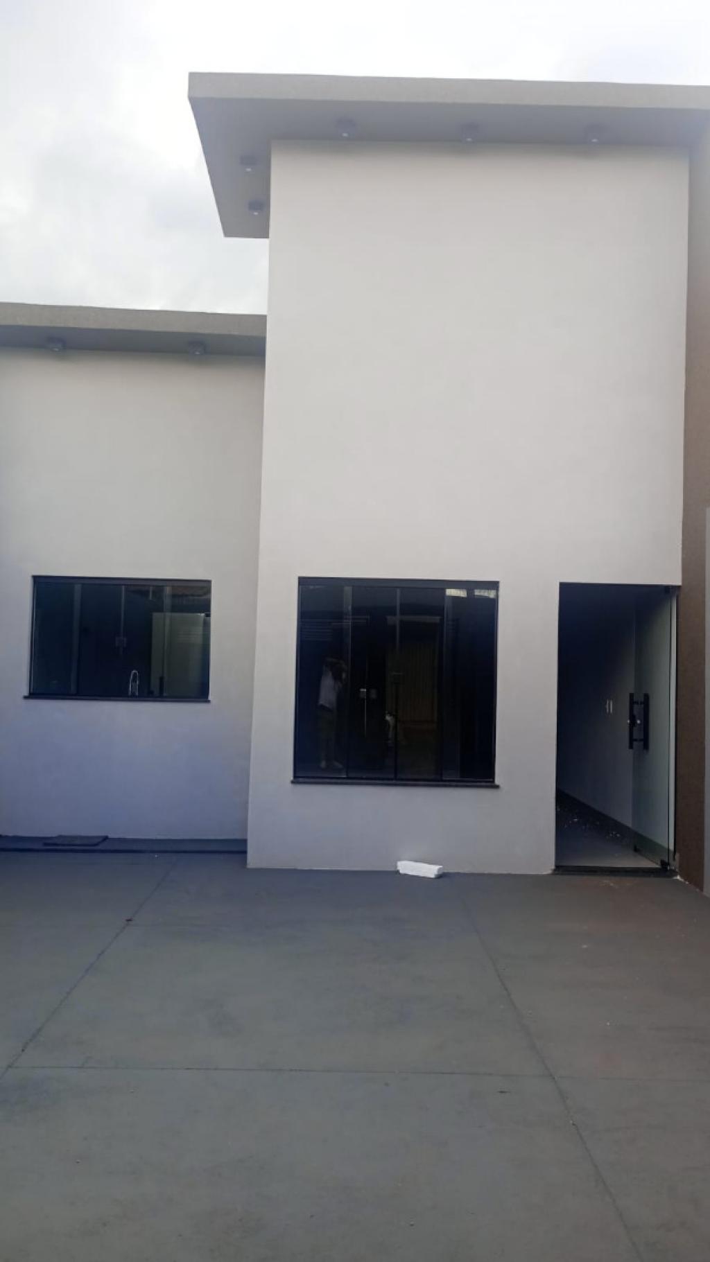 Casa no Residencial Veneza com 3 quartos