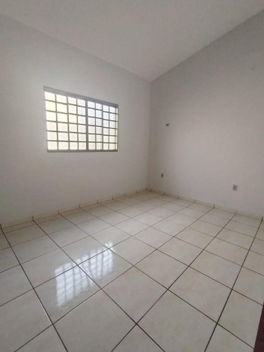 Foto 6 de Casa no Jardim Presidente com 2 quartos